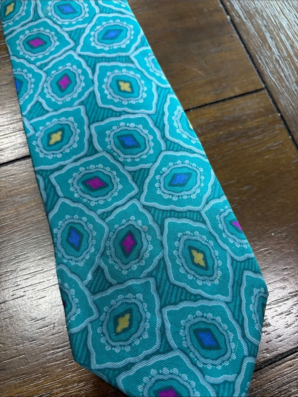 Perry Ellis Portfolio 100% Silk Teal Turquoise Geometric Tie Made in USA